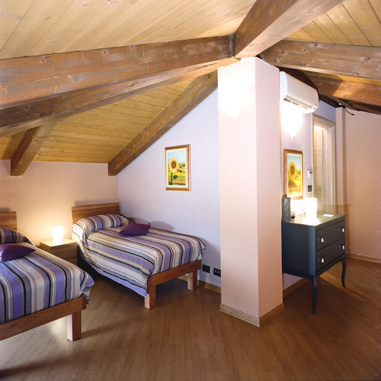 Tenuta Roletto Cuceglio Habitación foto